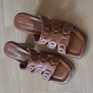 Marc FISHER Women's Slip-on Block Heel Sandals Shoes Size 8